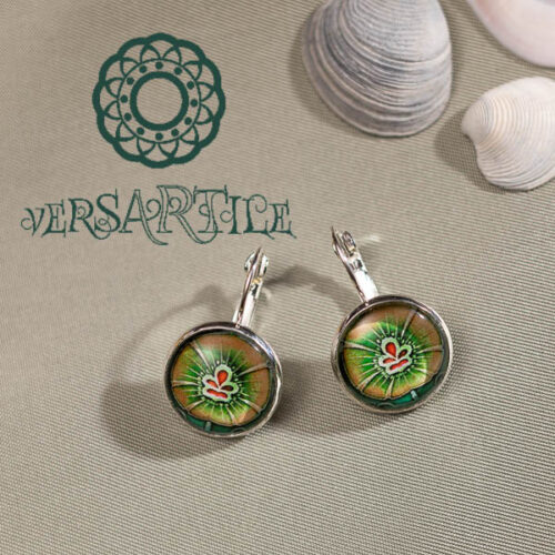 Stilizált virág-mintás fülbevaló