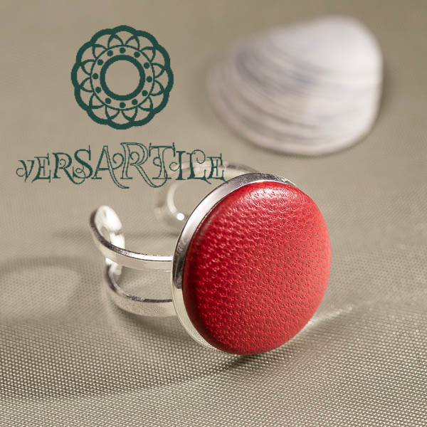 Cseresznyeszín bőrbetétes gyűrű