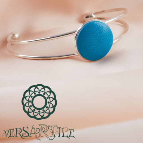 Nefelejcskék bőrbetétes karkötő