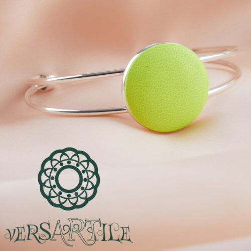 Napsárga bőrbetétes karkötő