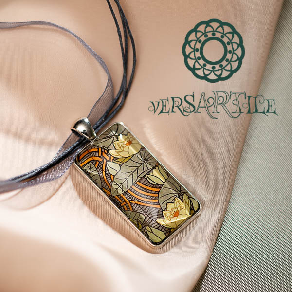 Tündérrózsa-mintás nyakék