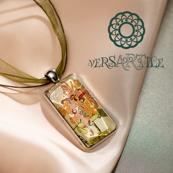 Tűzliliom-virágos nyakék