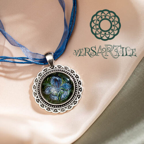 Stilizált virág-mintás nyakék