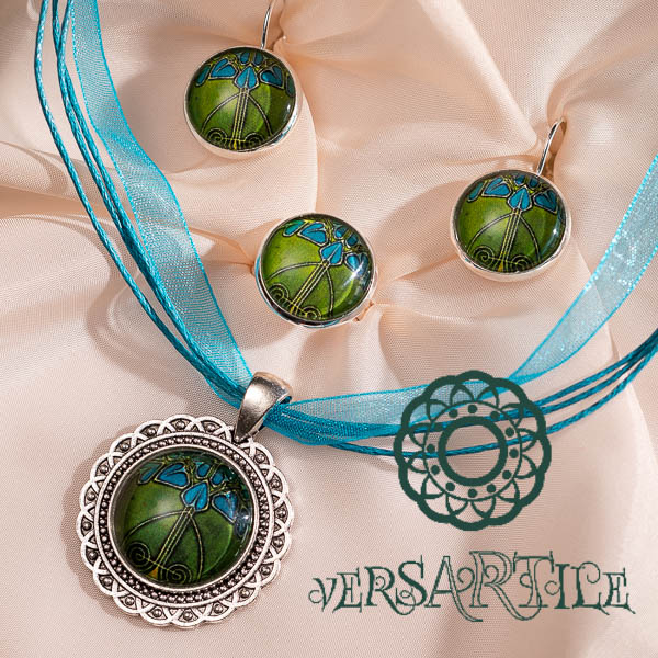 Stilizált virág mintás ékszerszett